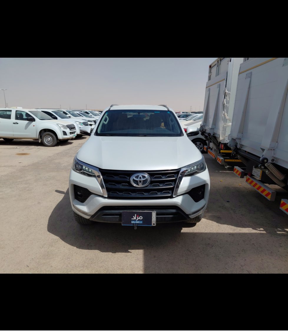 Toyota Fortuner VX2 2023