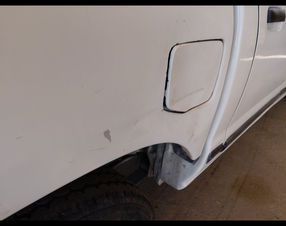 Nissan Pickup  2013 image