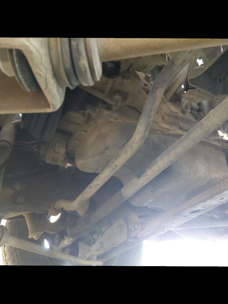 Nissan Pickup  2013 image