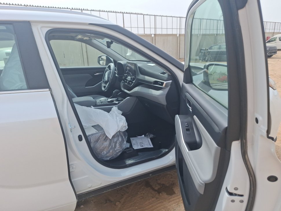 تويوتا هايلاندر LE HEV 2023 image
