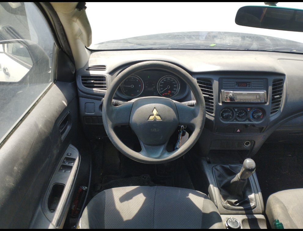 ميتسوبيشي L200  2021 image