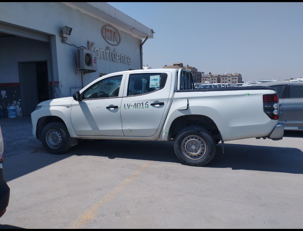 ميتسوبيشي L200  2021 image