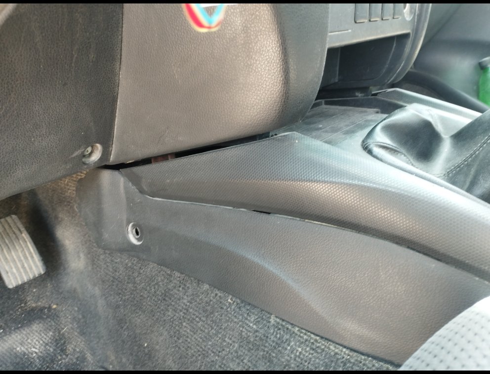 ميتسوبيشي L200  2021 image