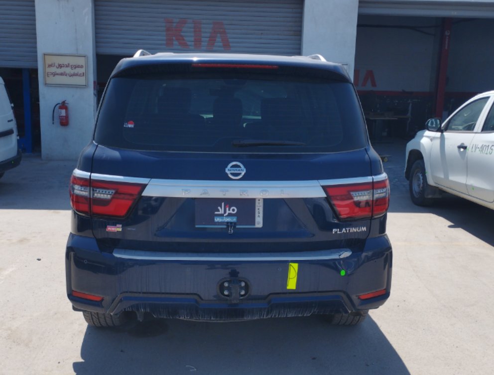 Nissan Patrol PLATINUM 2021 image