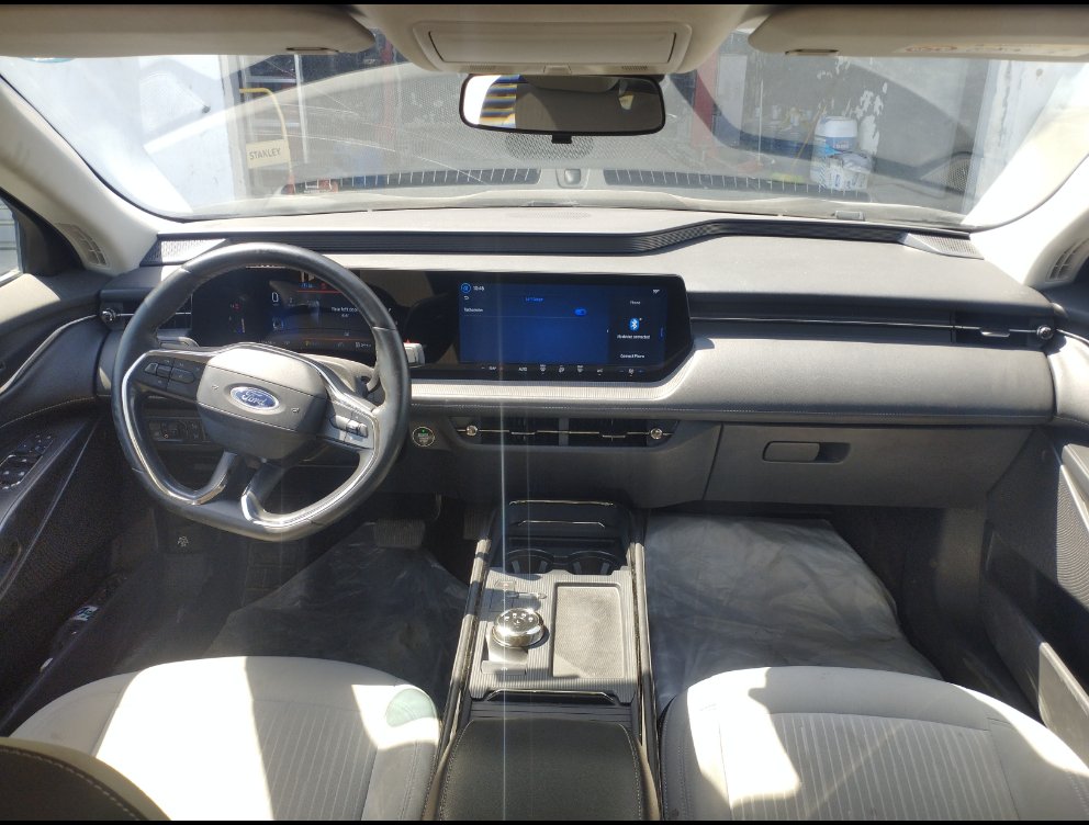 Ford Taurus  2023 image