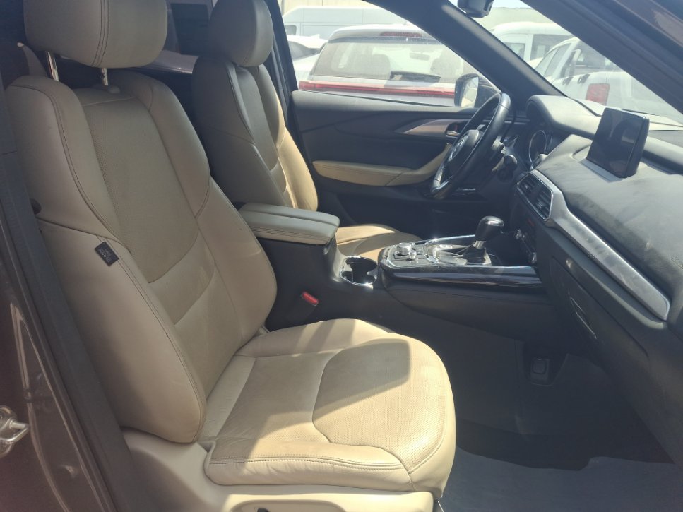 Mazda CX9  2022 image