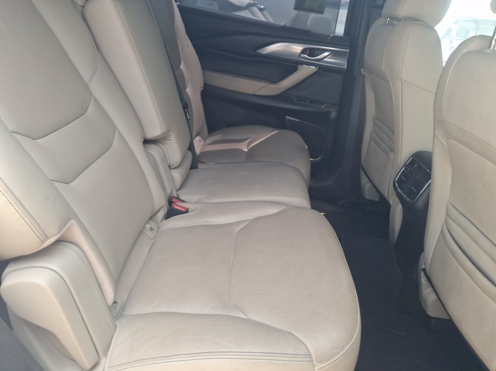 Mazda CX9  2022 image