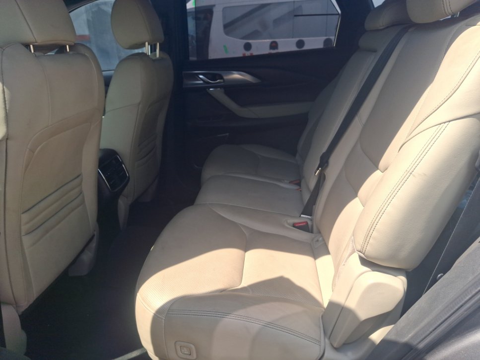 Mazda CX9  2022 image