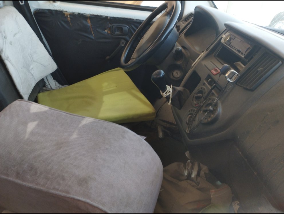 دايهاتسو دباب  2012 image