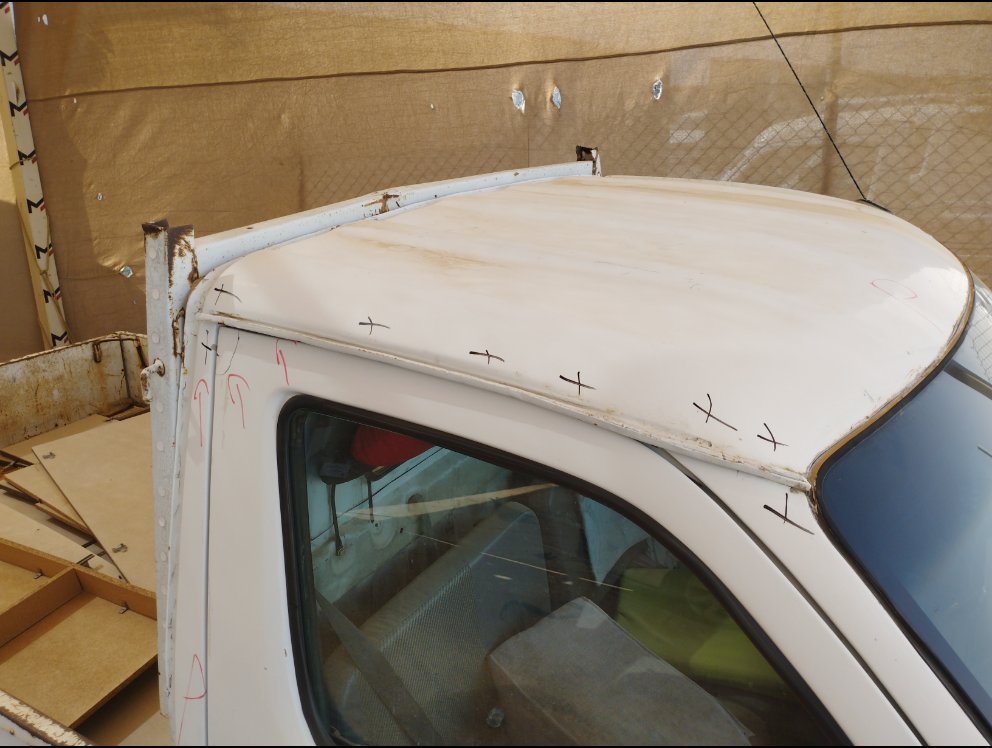 دايهاتسو دباب  2012 image