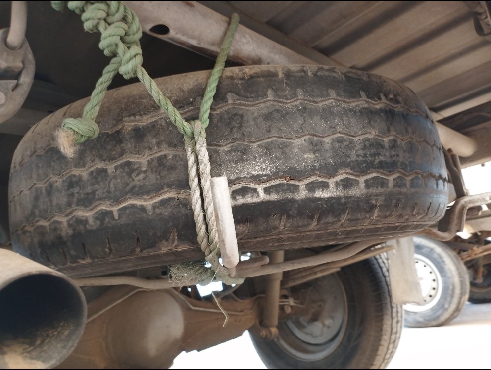 دايهاتسو دباب  2012 image