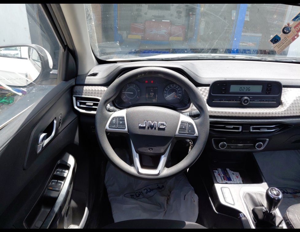 جا ام سي فيجوس  2023 image