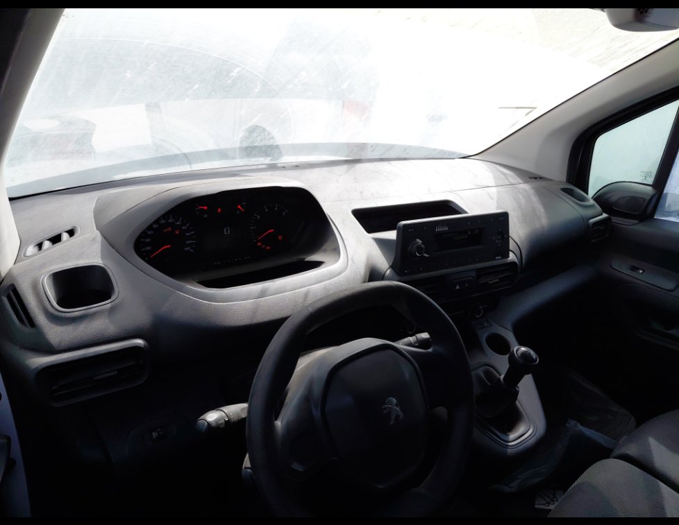 بيجو بارتنر  2022 image