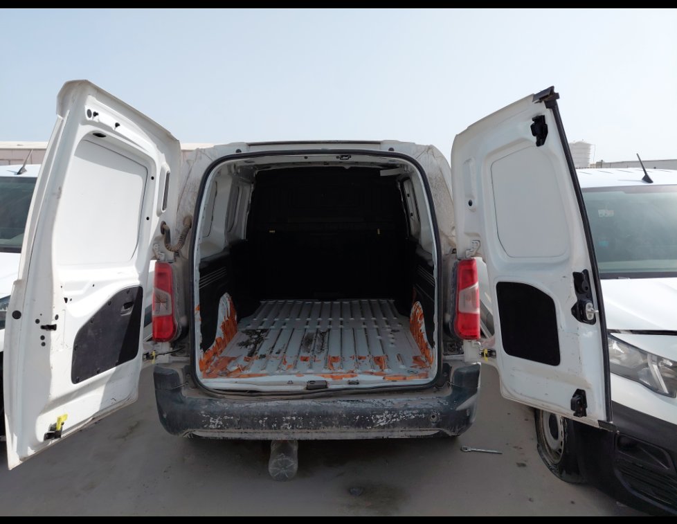 بيجو بارتنر  2022 image