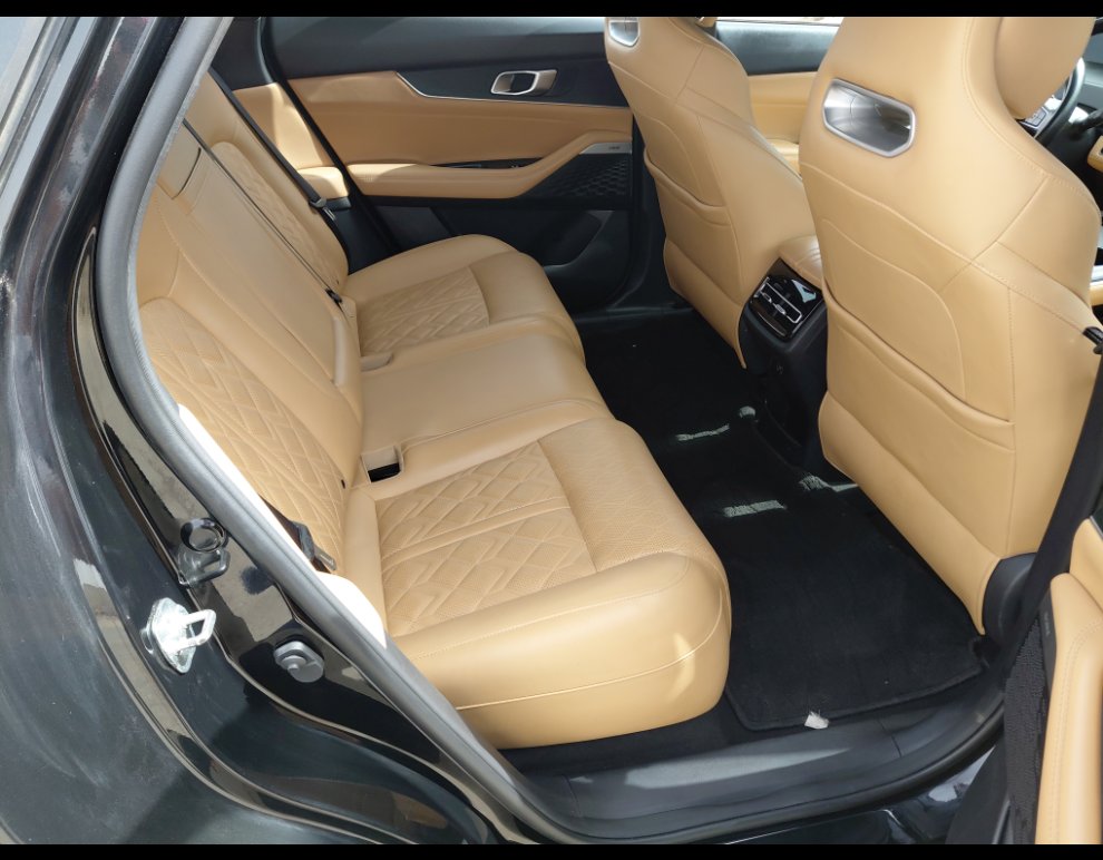 Changan UNI-K ELITE 4X4 2023 image