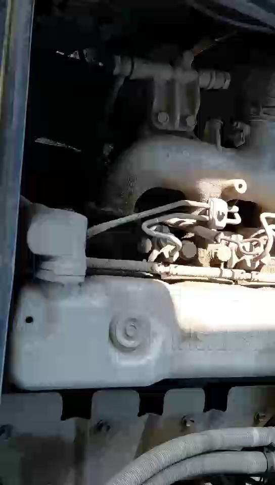 Mitsubishi Rosa  2015 video