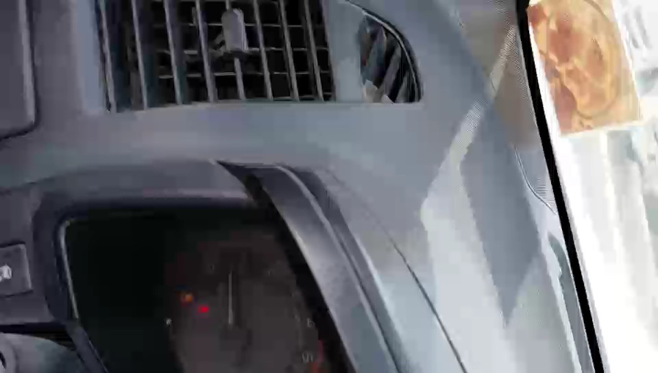 Isuzu D MAX 4x4 2020 video