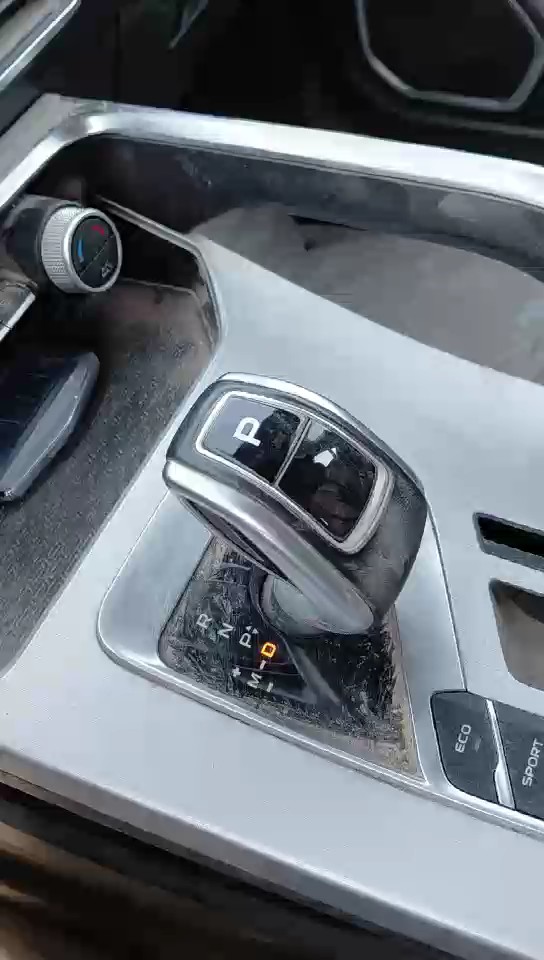 Geely Coolray Comfort Sports Utility - FWD 2022 video