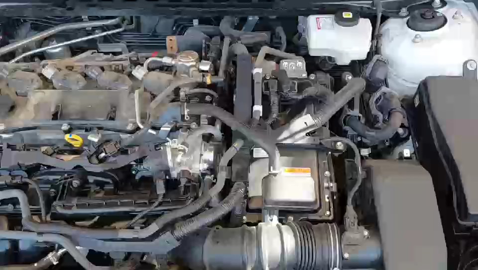 Toyota Camry LE HEV 2024 video