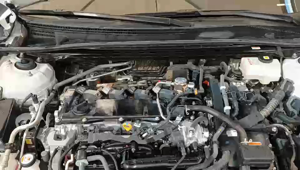 Toyota Camry GLE HEV  2024 video