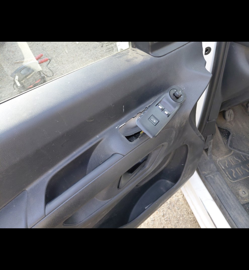 Peugeot  Partner  2023 image