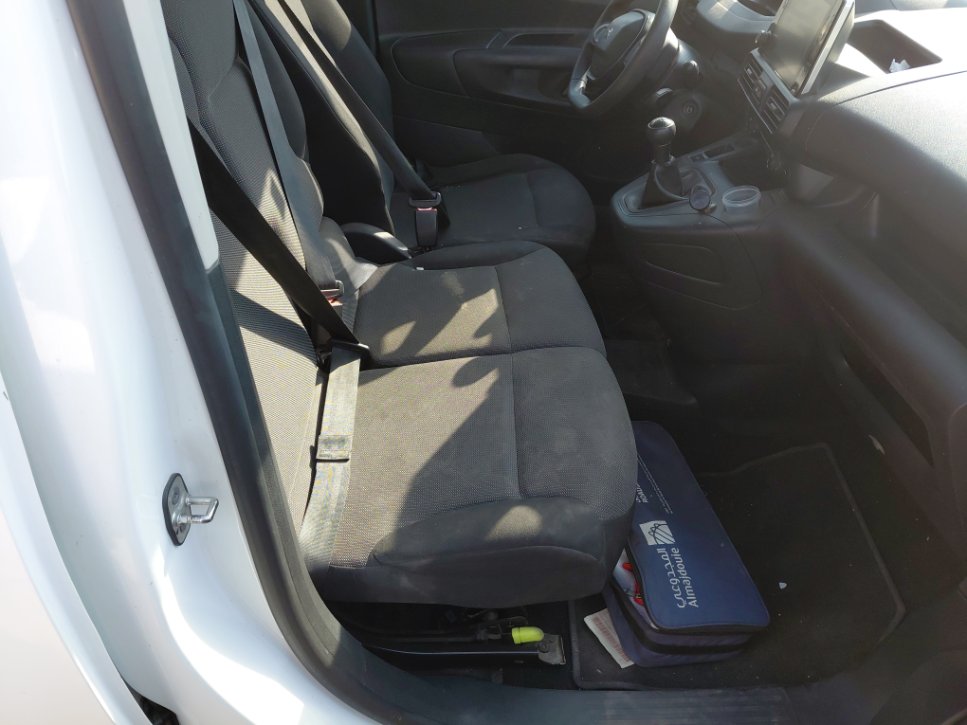 Peugeot  Partner  2023 image