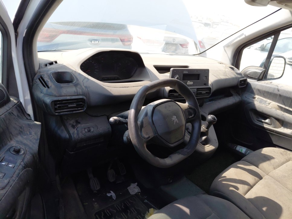 Peugeot  Partner  2022 image