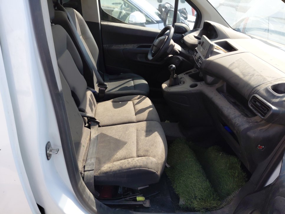 Peugeot  Partner  2022 image