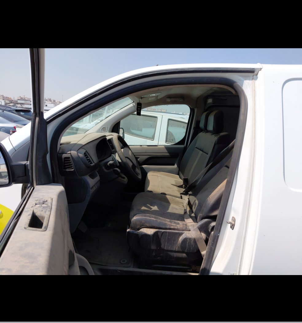 Peugeot  Expert Van  2022 image