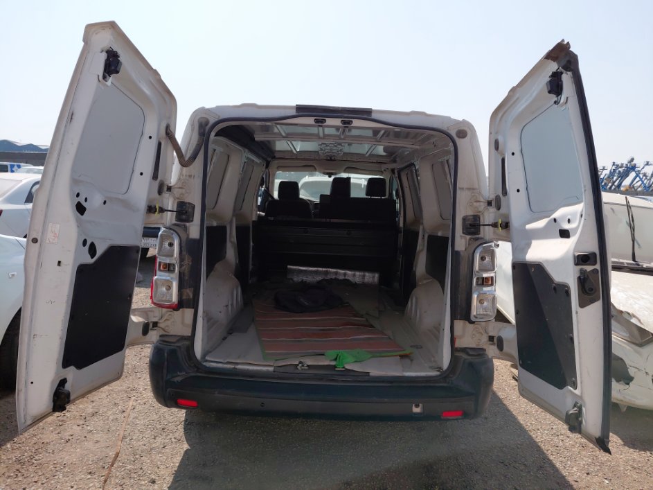 Peugeot  Expert Van  2022 image