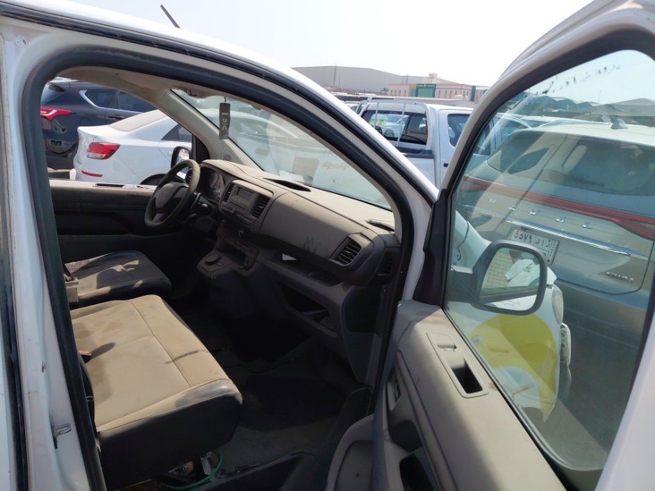 Peugeot  Expert Van  2022 image