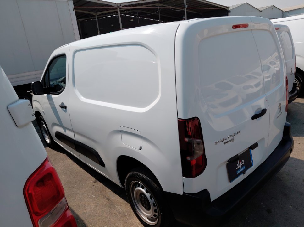 بيجو بارتنر  2022 image