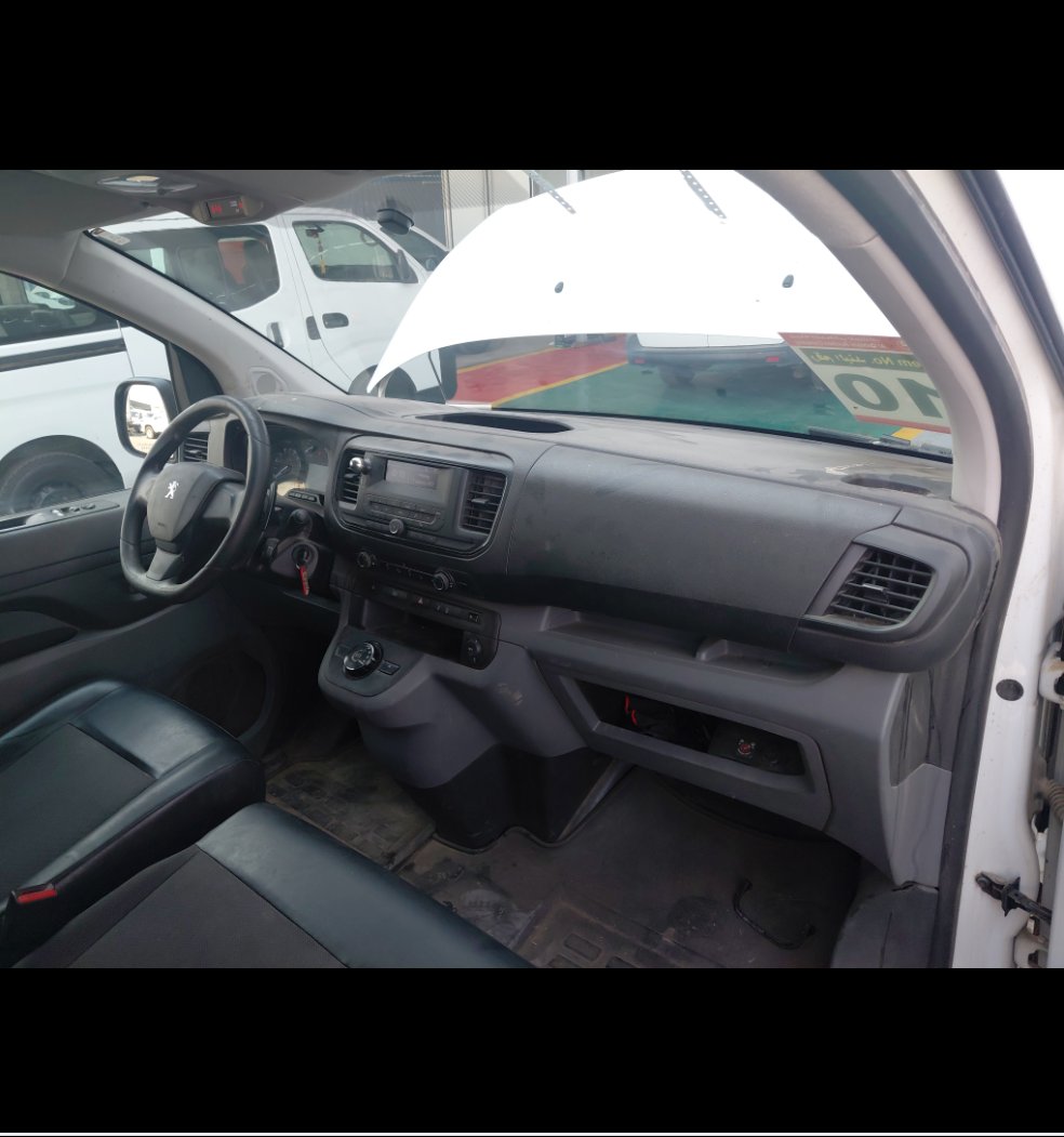 Peugeot  Expert Van  2022 image