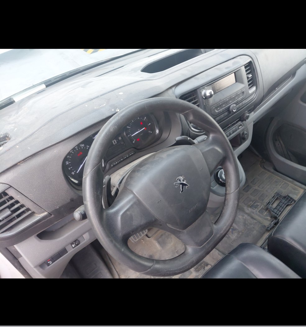 Peugeot  Expert Van  2022 image