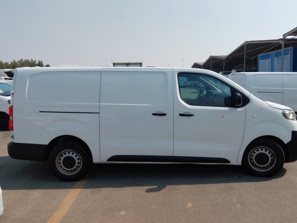 Peugeot  Expert Van  2022 image