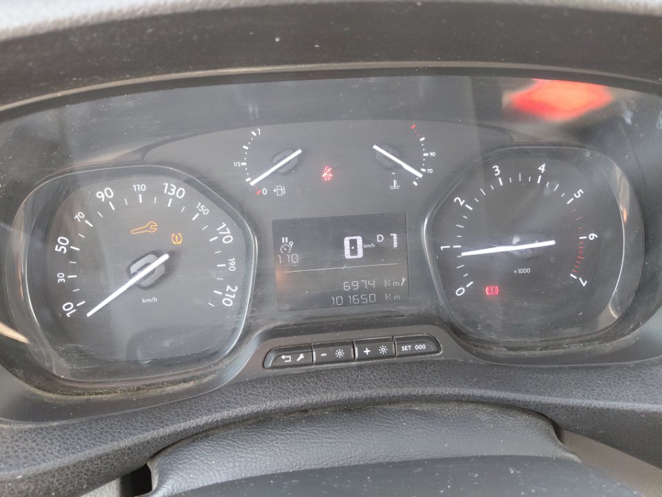 Peugeot  Expert Van  2022 image