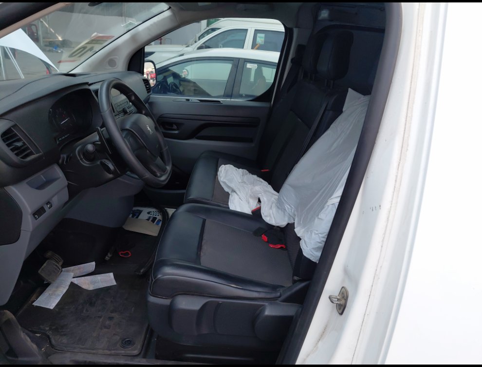 Peugeot  Expert Van  2022 image