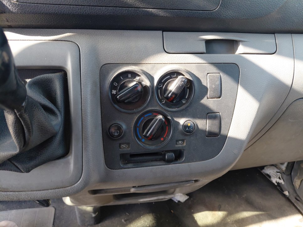 نيسان NV350 Urvan  2020 image