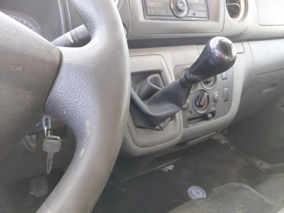 نيسان NV350 Urvan  2020 image