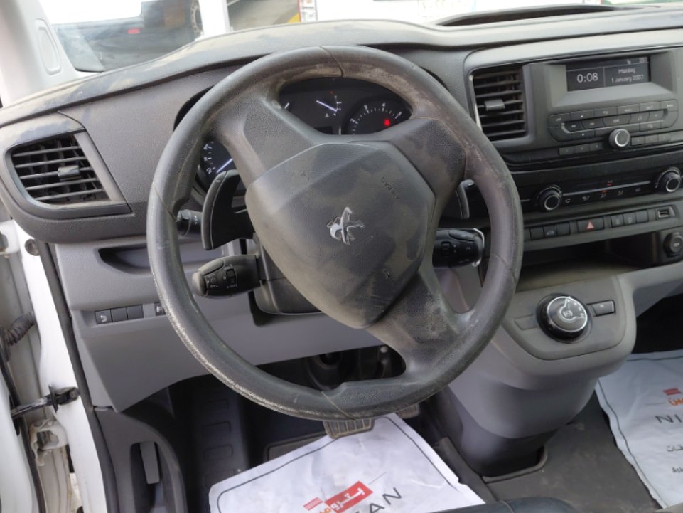 بيجو اكسبرت فان  2022 image