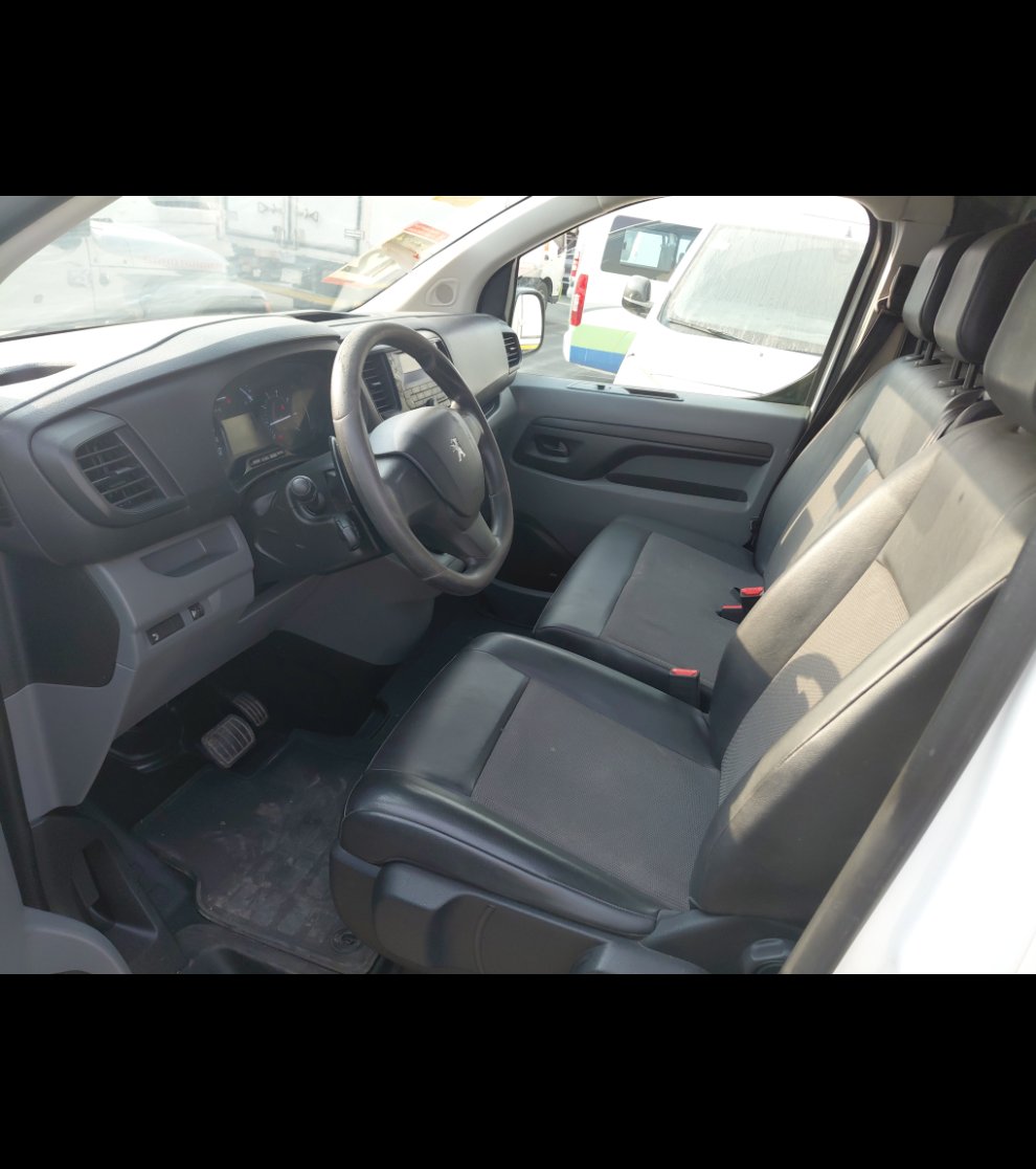 Peugeot  Expert Van  2022 image