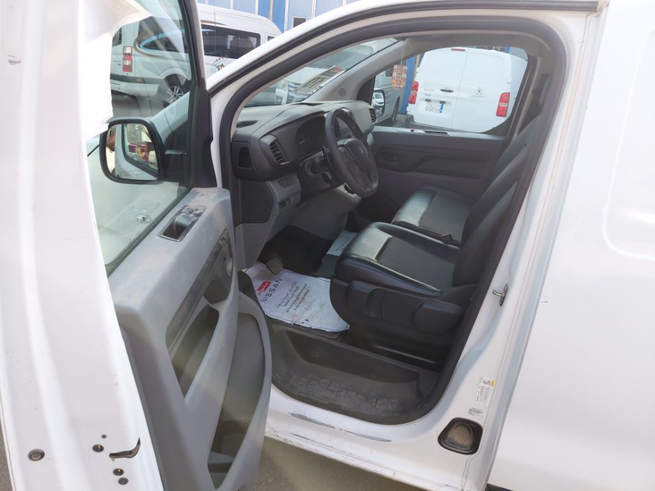 Peugeot  Expert Van  2022 image