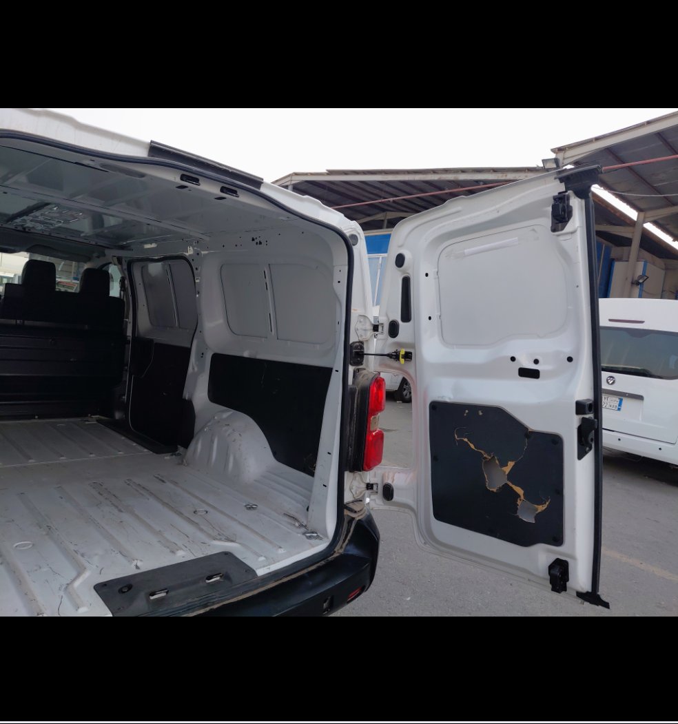 Peugeot  Expert Van  2022 image