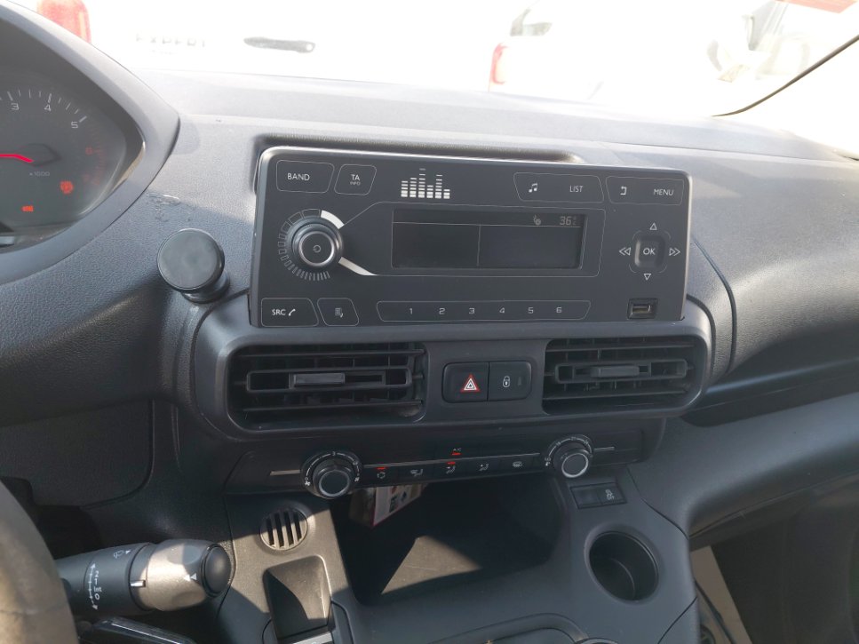 Peugeot  Partner  2022 image