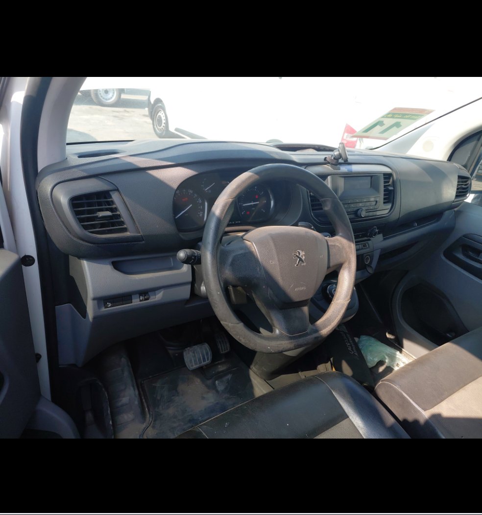 Peugeot  Expert Van  2022 image