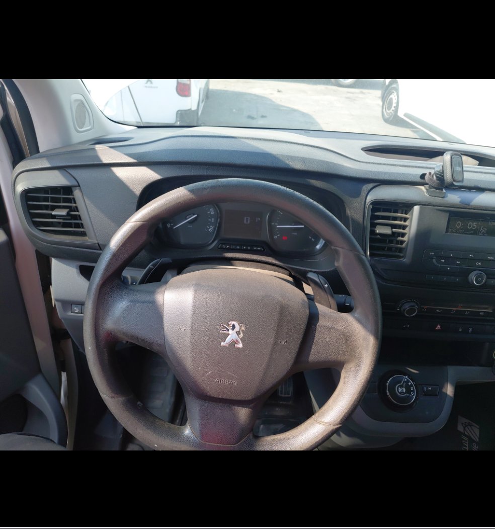 Peugeot  Expert Van  2022 image