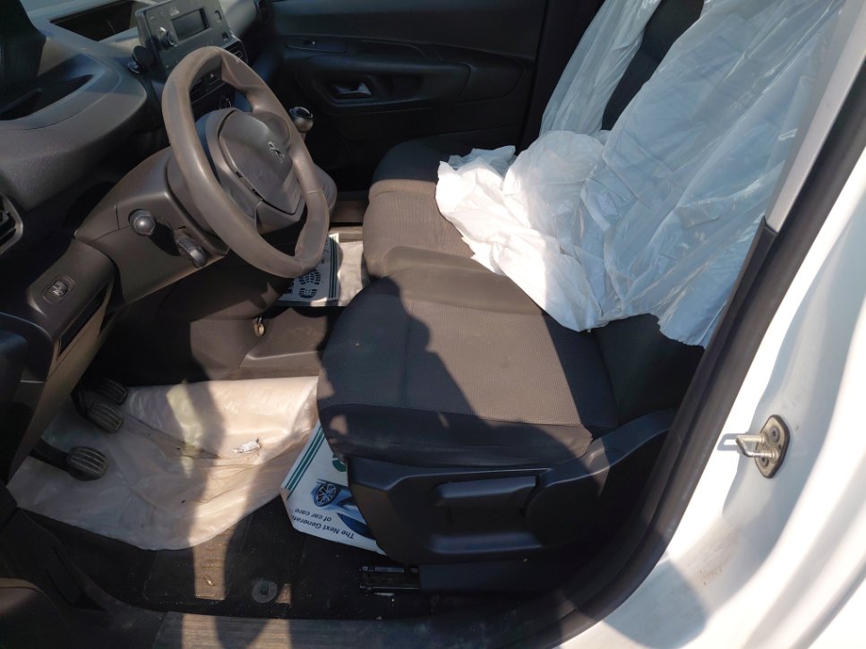 Peugeot  Partner  2022 image