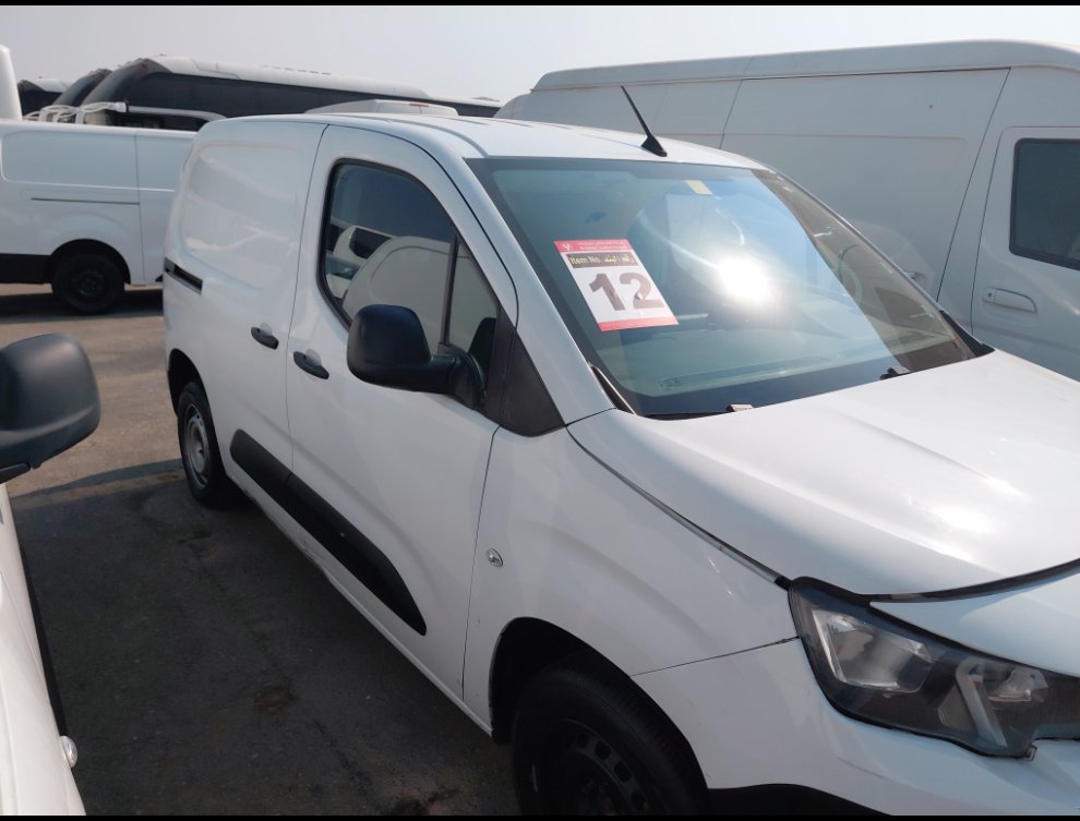 بيجو بارتنر  2022 image