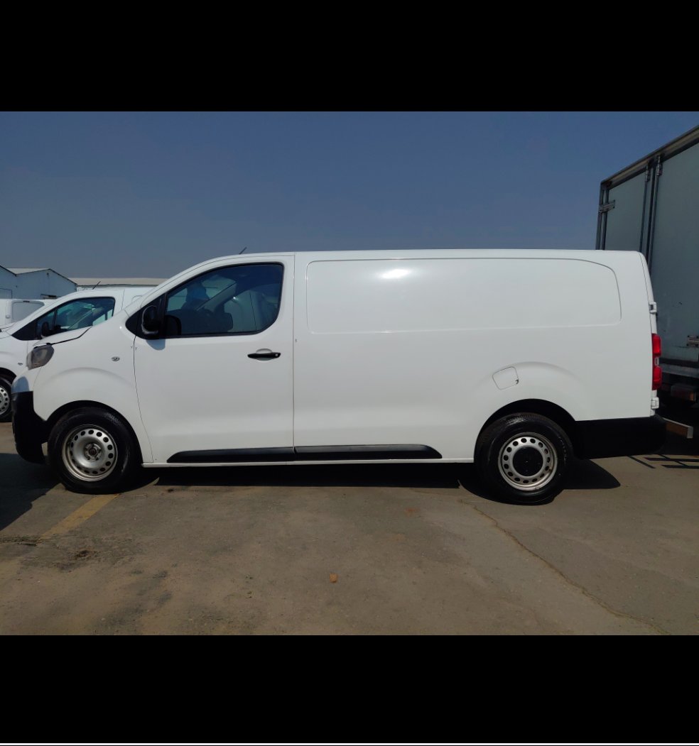 Peugeot  Expert Van  2022 image