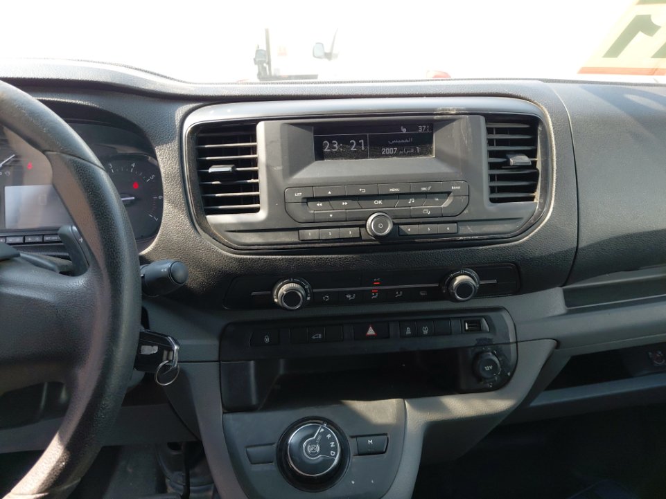 بيجو اكسبرت فان  2022 image